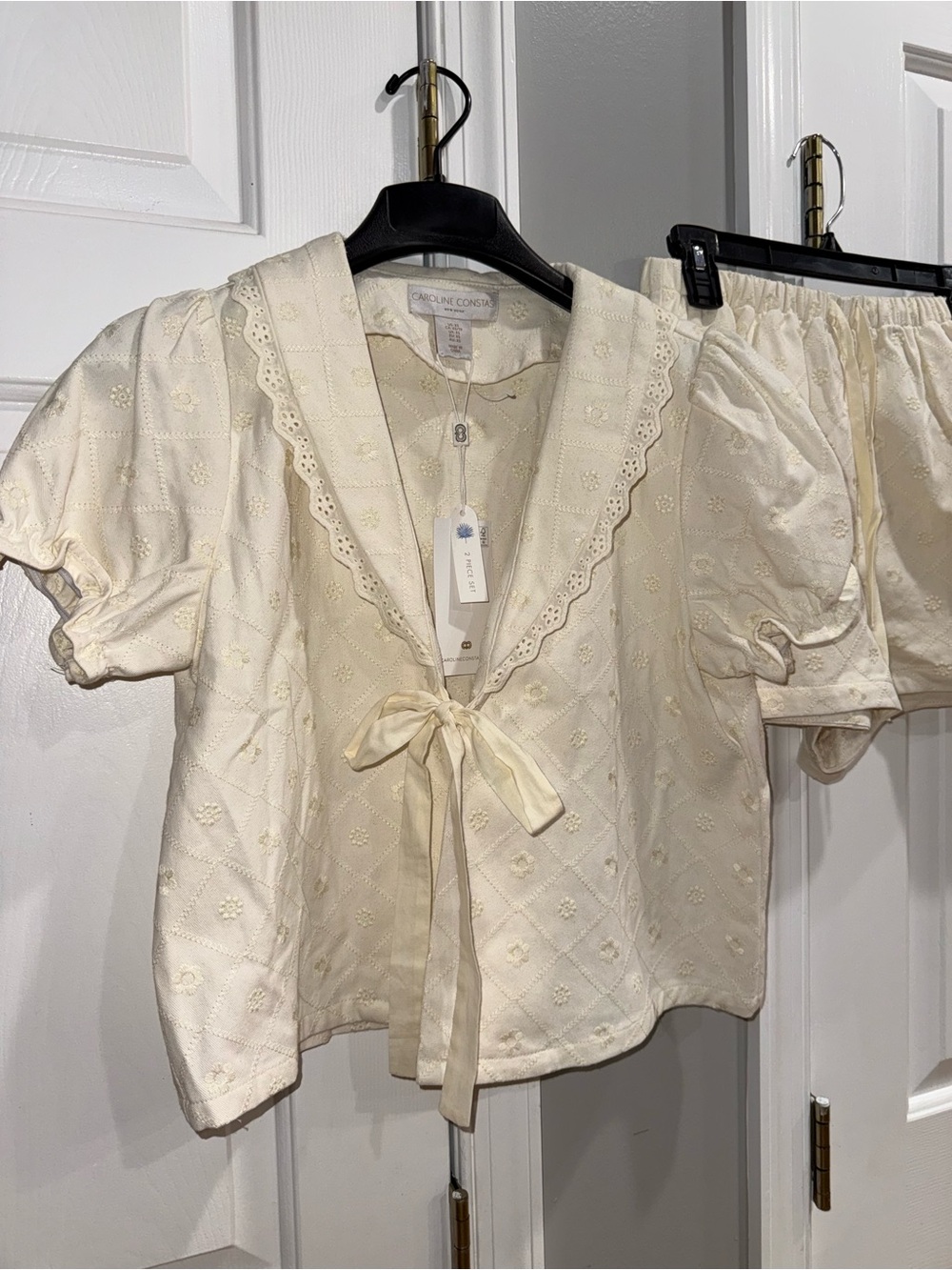 Caroline Constas Cream Eyelet cotton Short sleeve sailor tie Top & Shorts set - Picture 3 of 5